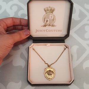 Designer gold necklace